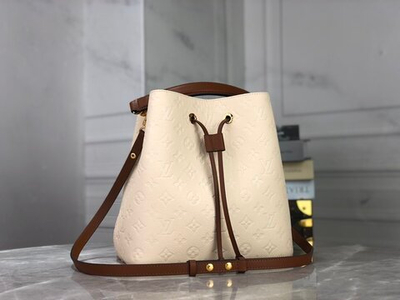 Louis Vuitton NeoNoe MM
