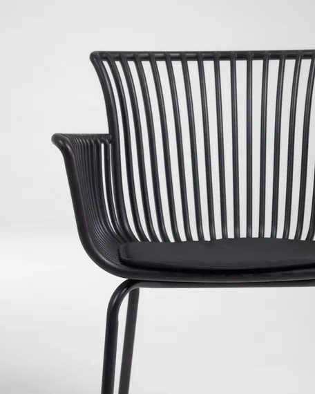Уличный стул Surpika черный | La Forma | Испания | Купить в Hallberg.ru