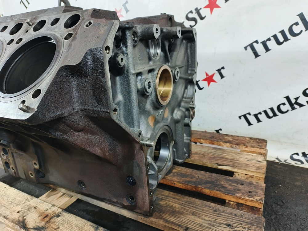 Блок цилиндров двигателя OM501 LA