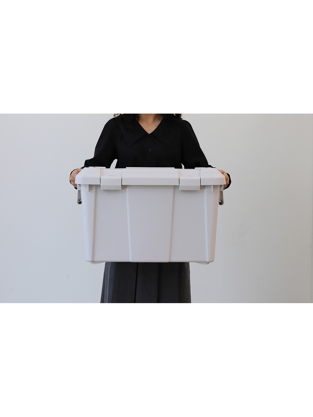 Ящик экспедиционный IRIS HD BOX SOLID CONTAINER SC600D серый, 45 л 60x37,5x38 см
