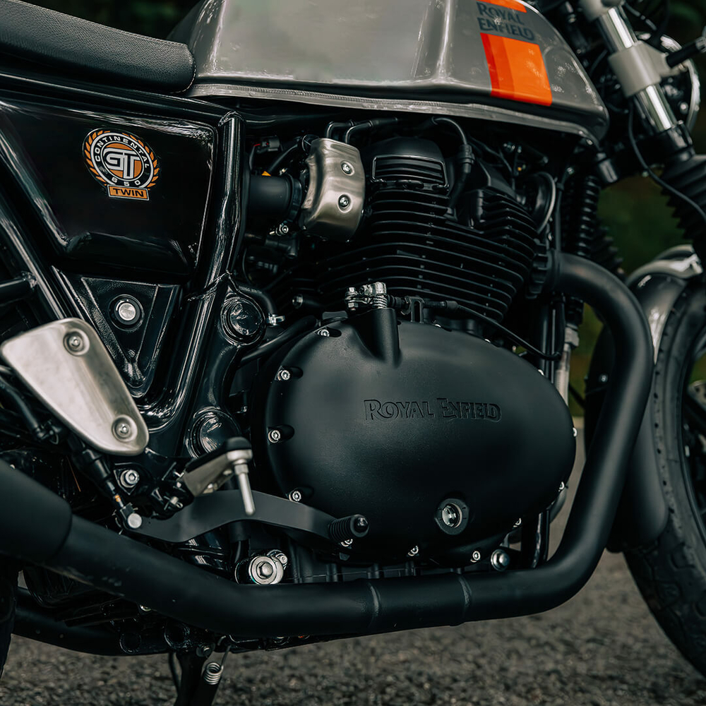Royal Enfield Continental GT 650 Apex Grey (Black Alloy)