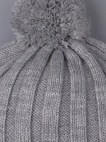 Шапка детская осенняя вязаная с помпоном