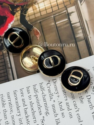 Пуговицы Ди. золото черная эмаль