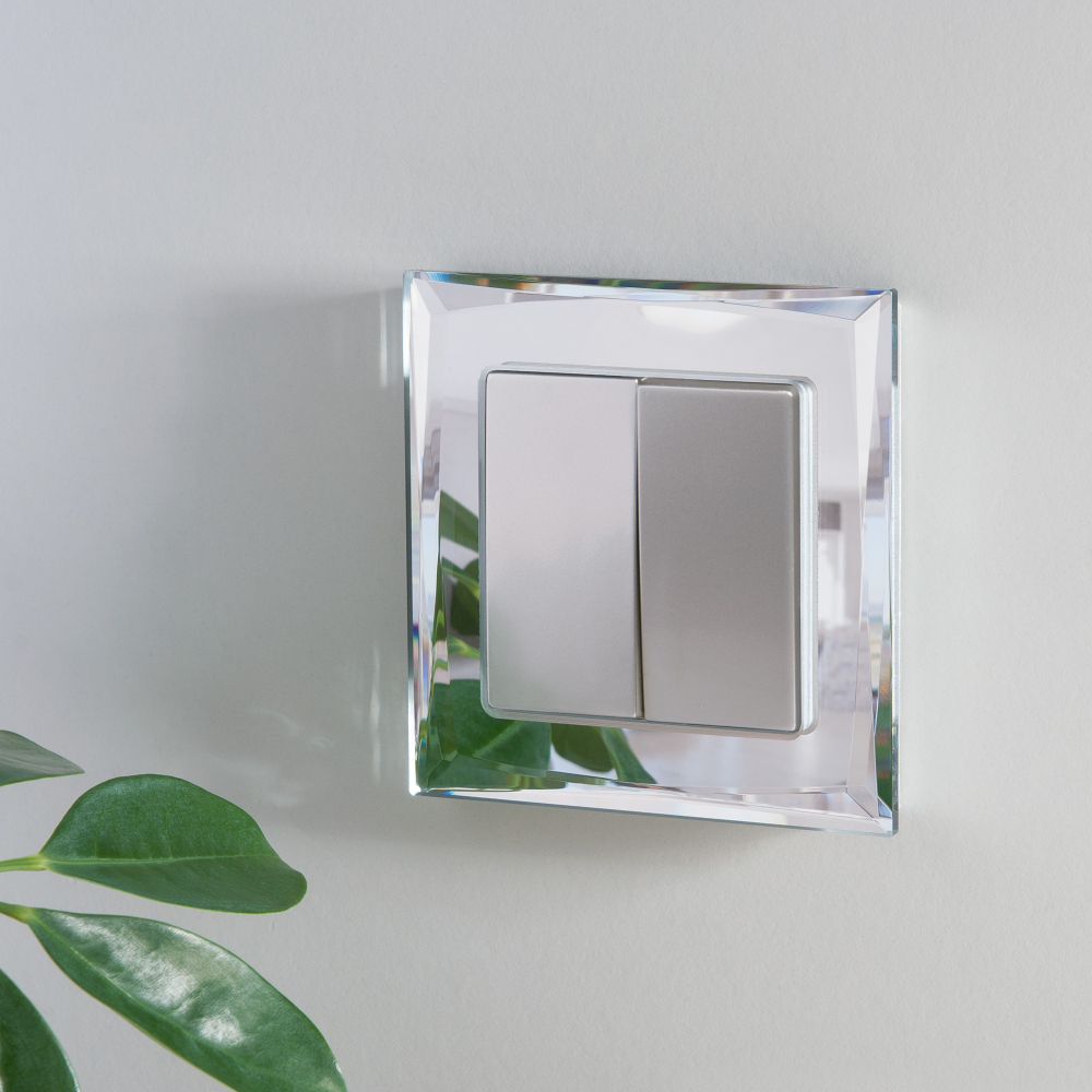 Выключатель двухклавишный (серебряный)