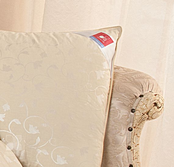 Подушка пуховая Коллекция  Камелия пух