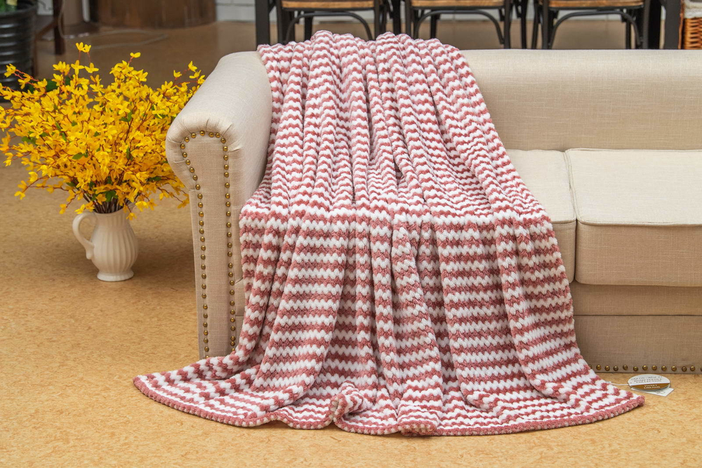 Плед 220х240 Sofi De MarkO Гринда пудра