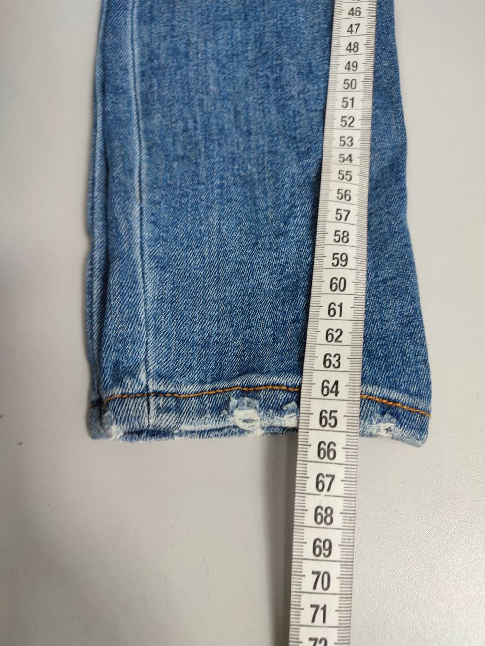 Джинсы Zara узкие 42 размер