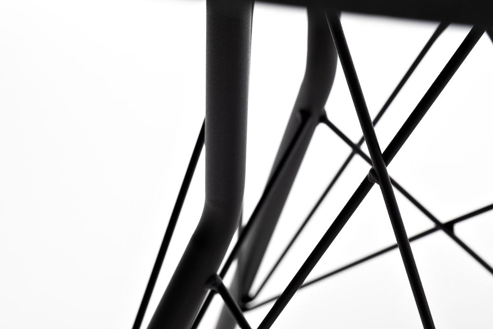 "Конте" интерьерный стол из HPL круглый Ø70см, цвет "серый гранит"