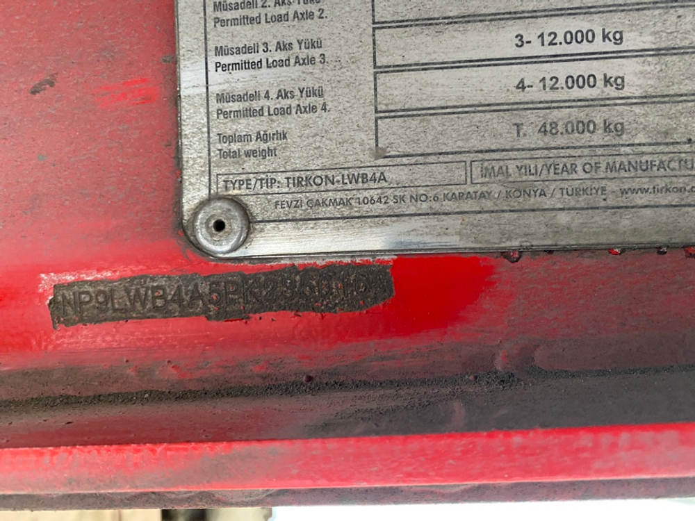 TIRKON TREYLER LWB4A Полуприцеп тяжеловоз 4 оси LWB4A (Раздвижной)