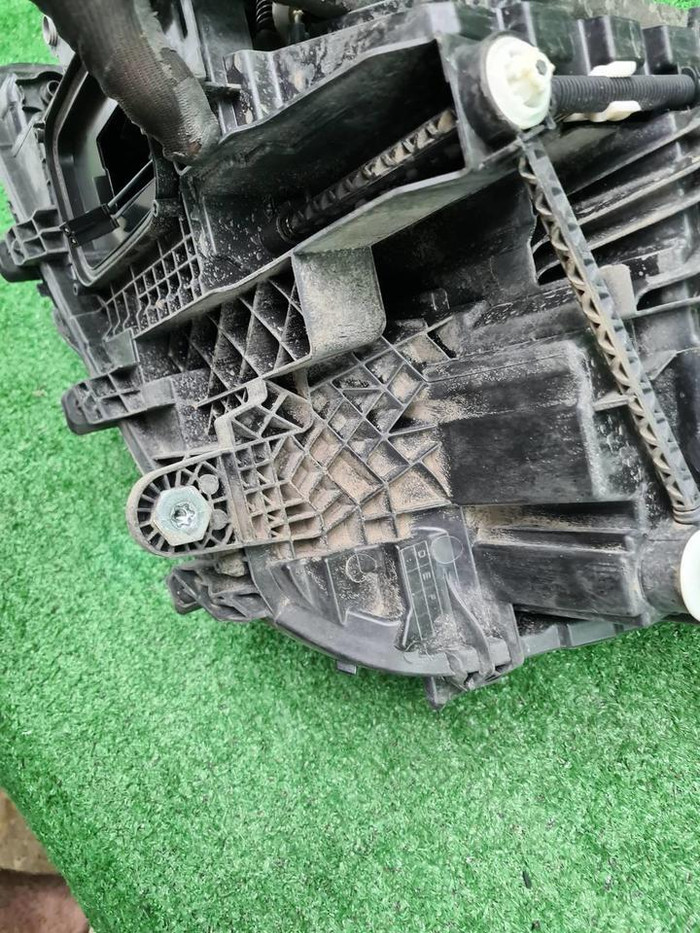 Фара правая Mercedes GLS x167 19-24 Multibeam LED