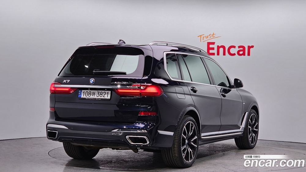 BMW X7 (G07) xDrive 40i M Sports 6-и местный (09.2022)