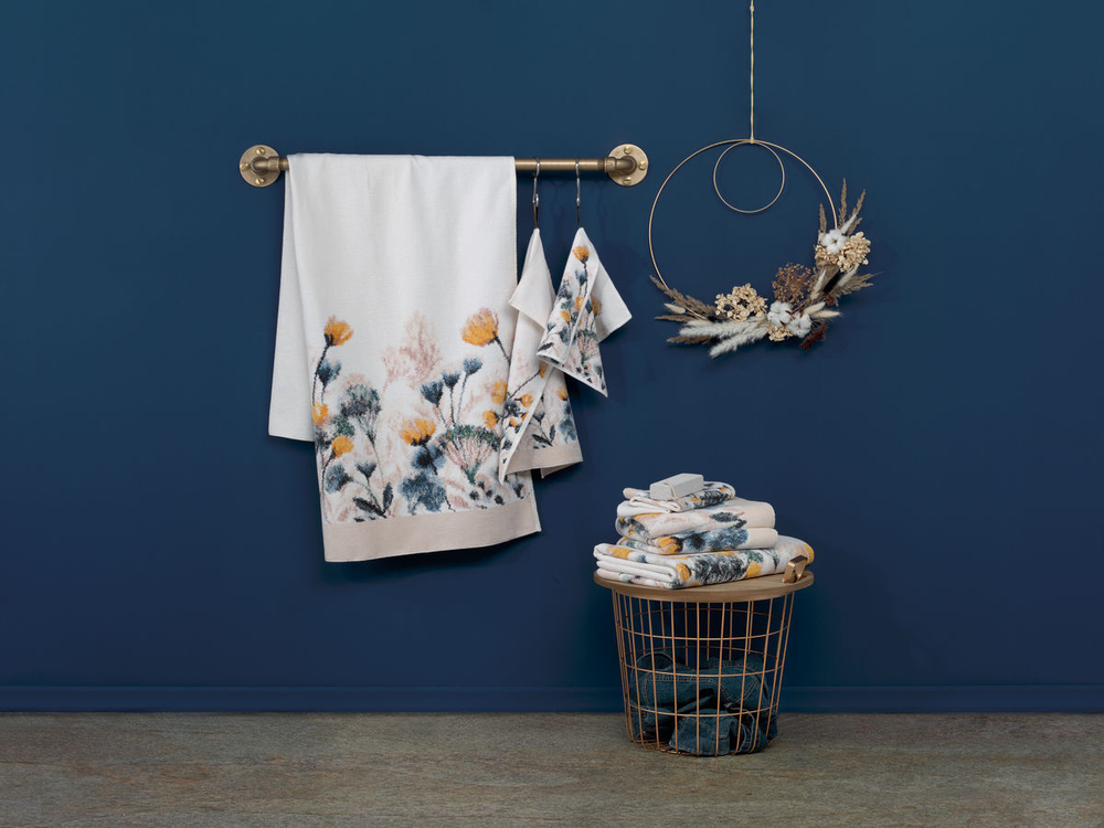 Полотенце 100x150 Feiler Wildblumen Stilllife серое