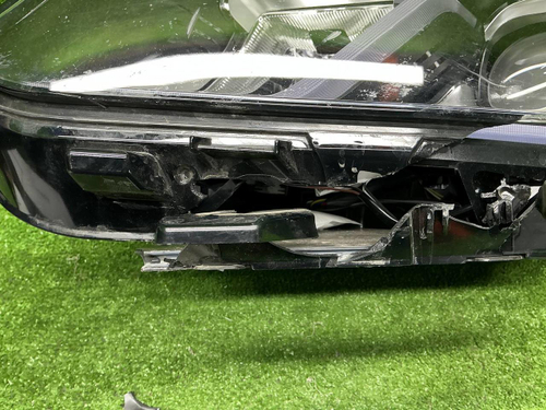 Битая Фара левая Geely Coolray (19-24) галоген