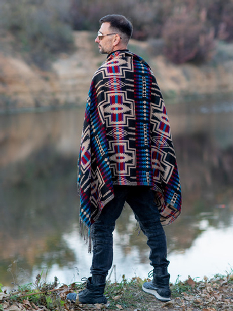 Палантин теплый с орнаментом Навахо