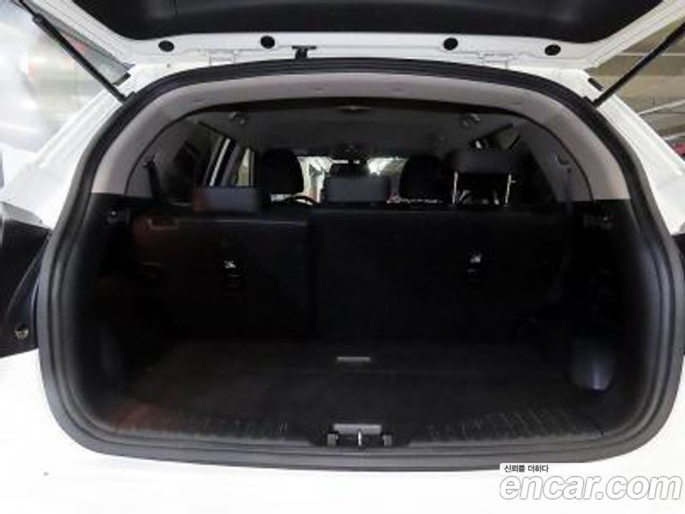 KG Mobility (Ssangyong) Very New Tivoli Бензин 1.5 2WD (11.2019)