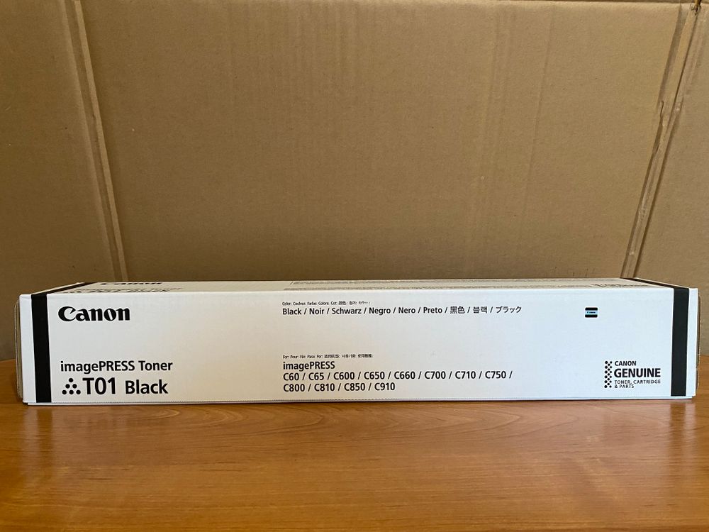 8066B001 - Тонер черный Canon T01 для iPR C65/C700/C750/C800/C850, 56 тыс. стр.