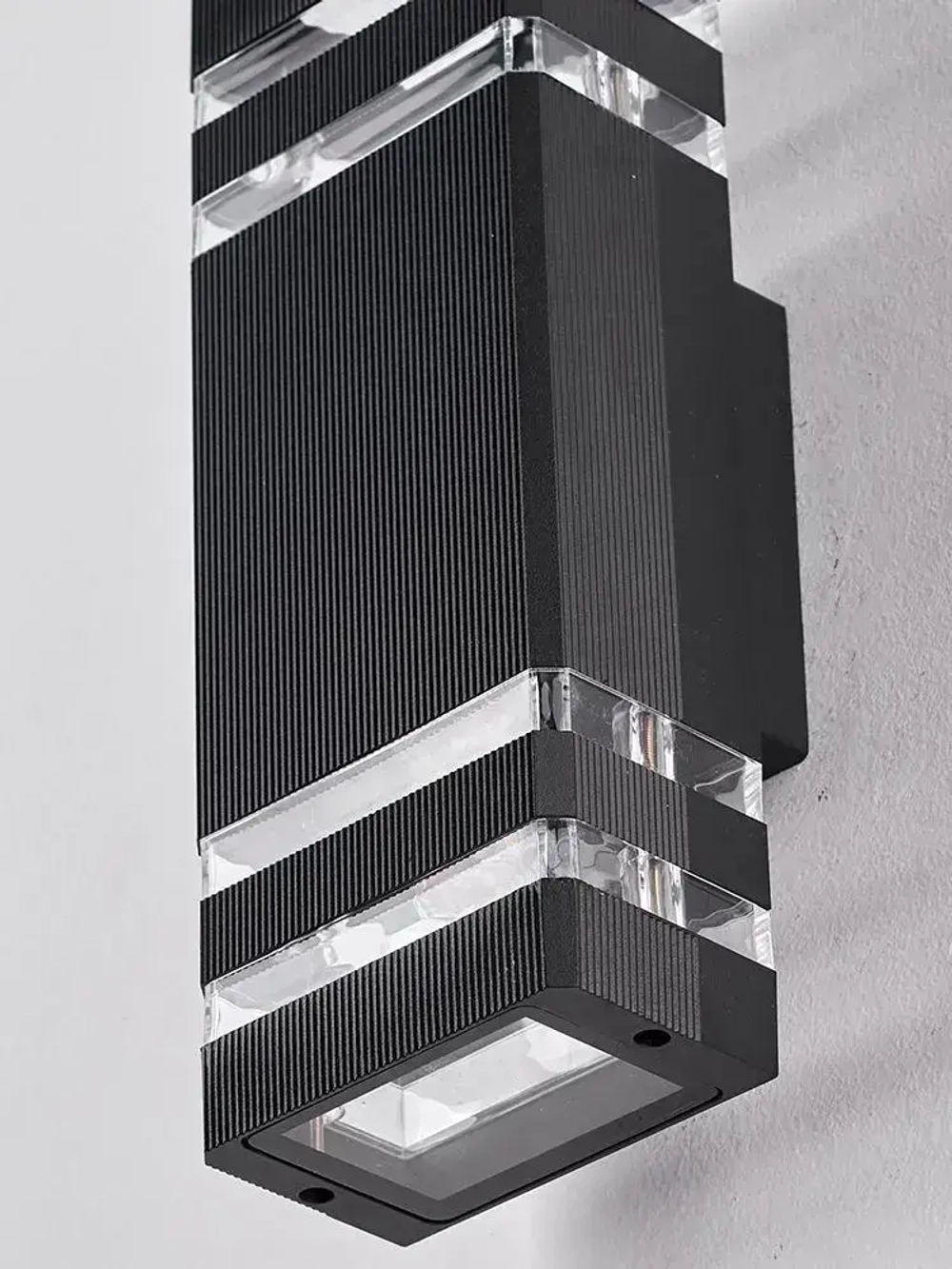 Настенный светильник фасадный уличный двухсторонний 2х60вт под лампу с цоколем Е27