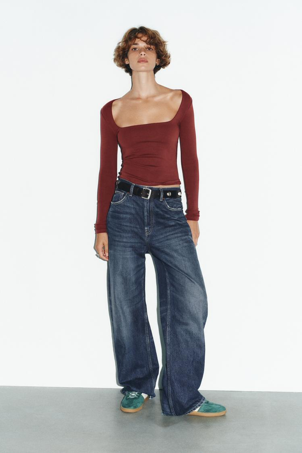 ZARA ФУТБОЛКА В РУБЧИК С КВАДРАТНЫМ ВЫРЕЗОМ, БУРГУНДИ