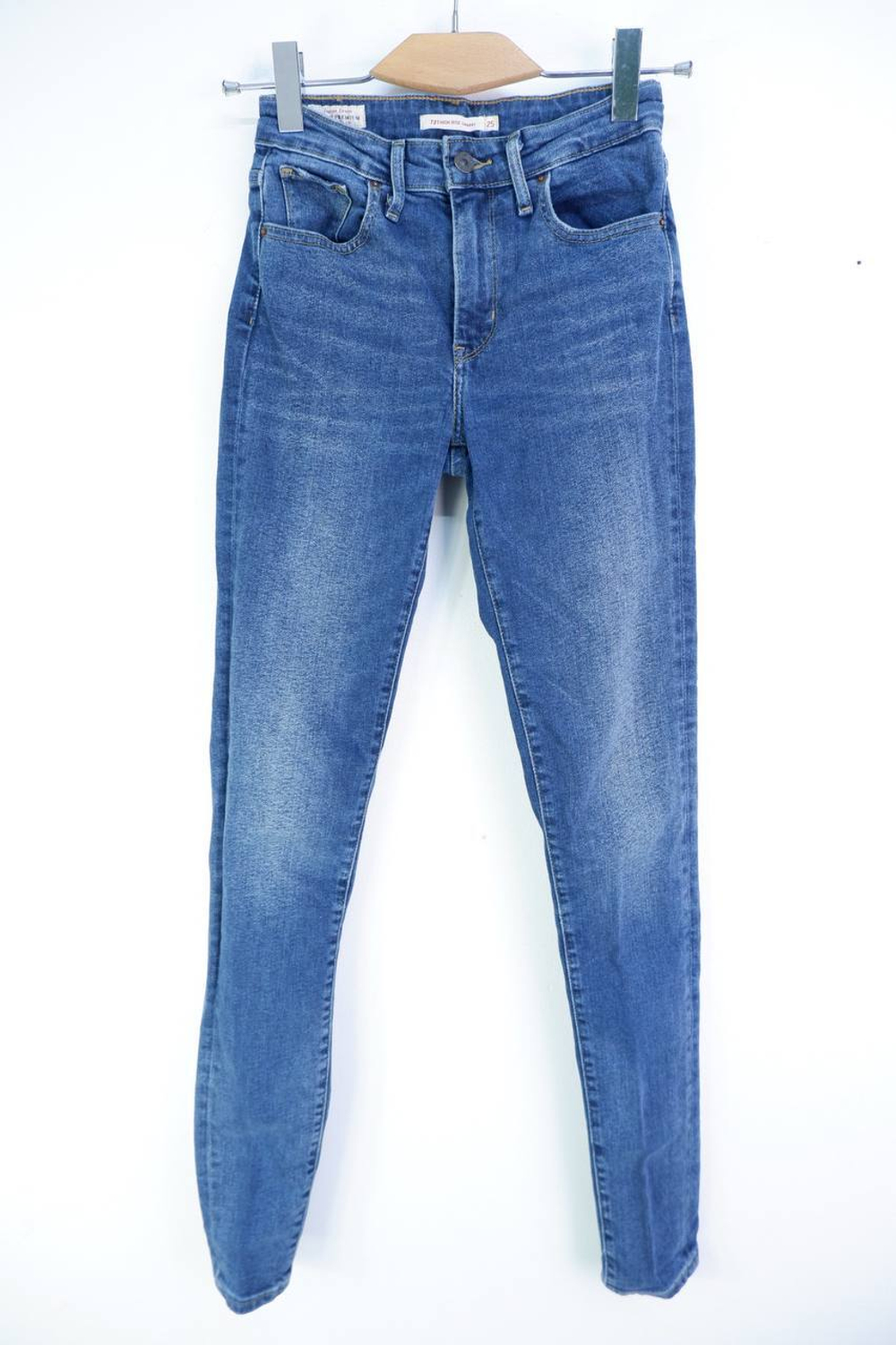 Джинсы Levis классические, маркировка 25, визуально на 40 размер