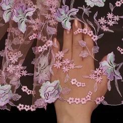 Вышивка на сетке цветочная 23 см