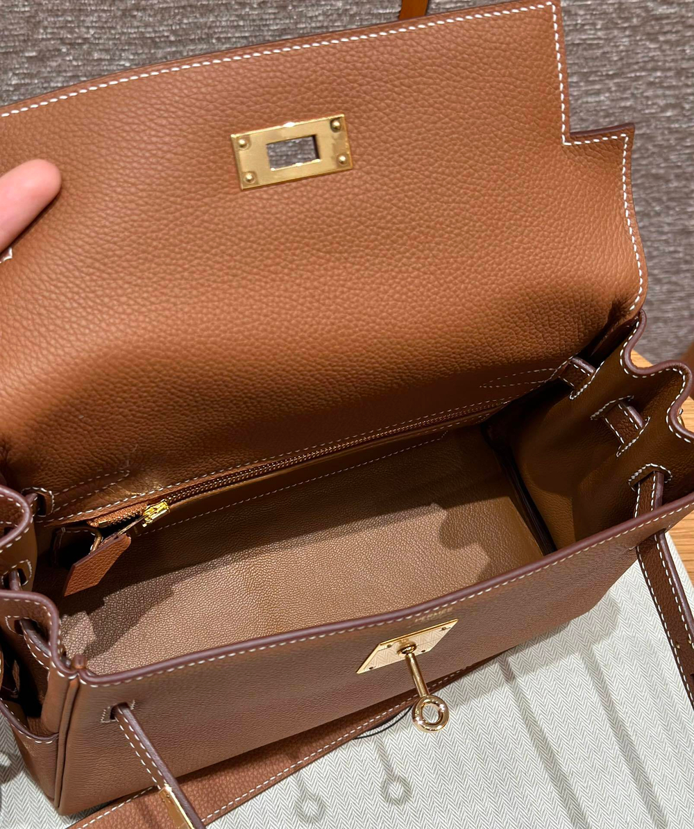 Hermes Kelly Messenger PM 24 cm