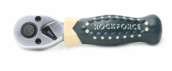 Трещотка реверсивная короткая с резиновой ручкой 3/8''(L-135мм 72зуб) RockForce##Rock FORCE RF-802319