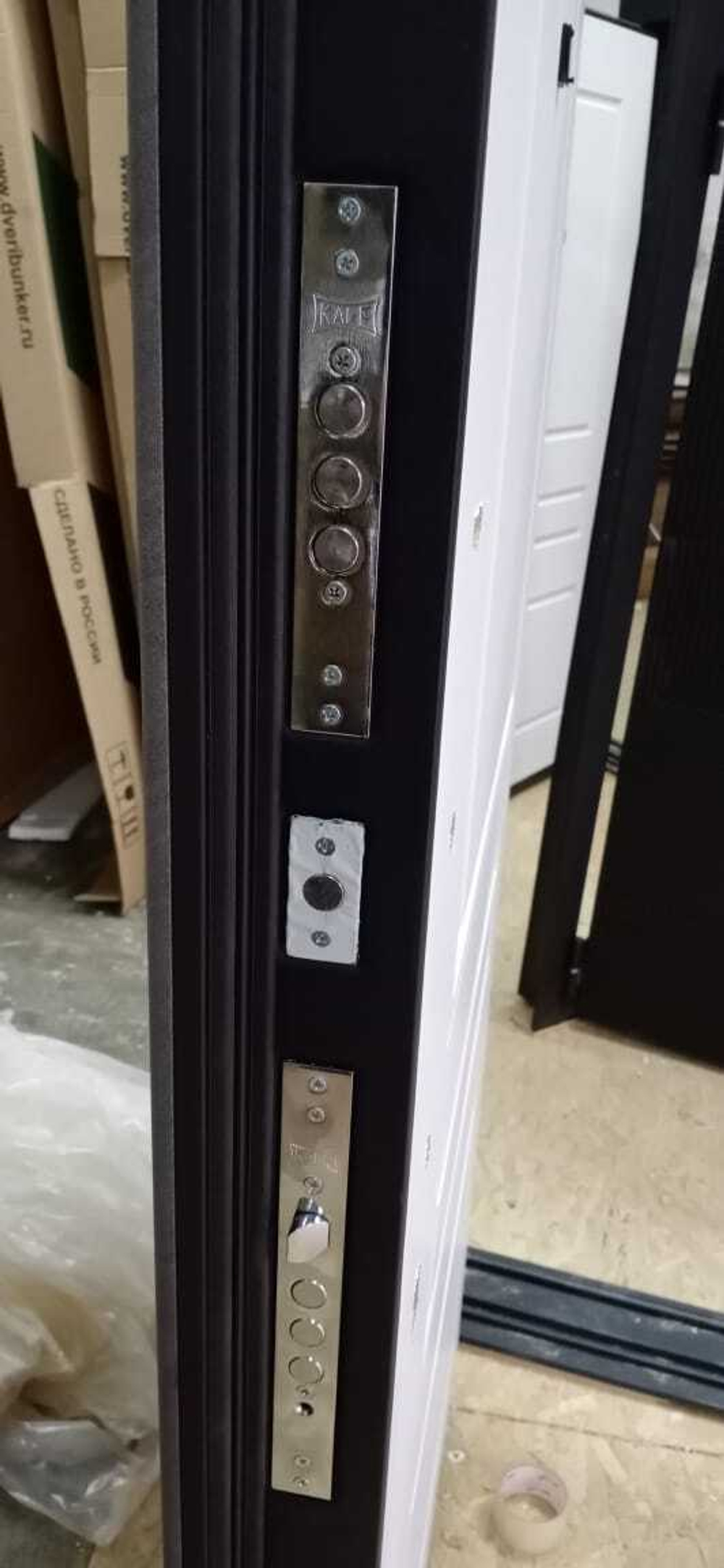 Дверь Входная Бункер BN-04 25 Белый софт