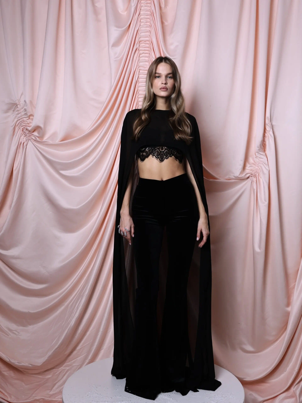 Брюки бархатные клеш, Черный