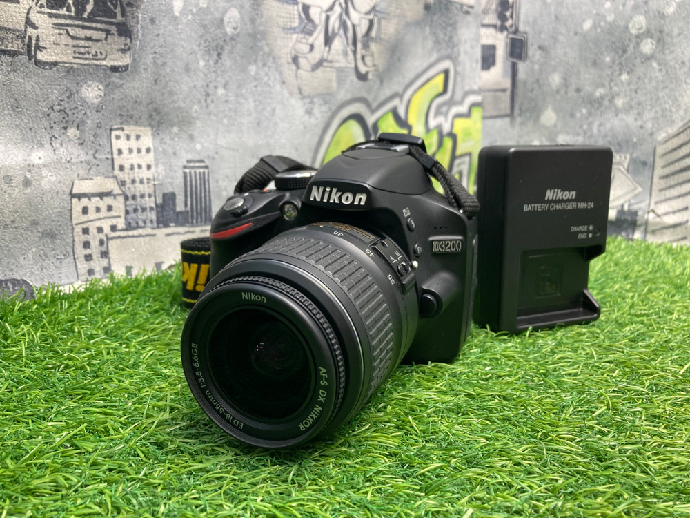 Nikon D3200 Kit ED 18-55mm 3.5-5.6G II 3400 кадров
