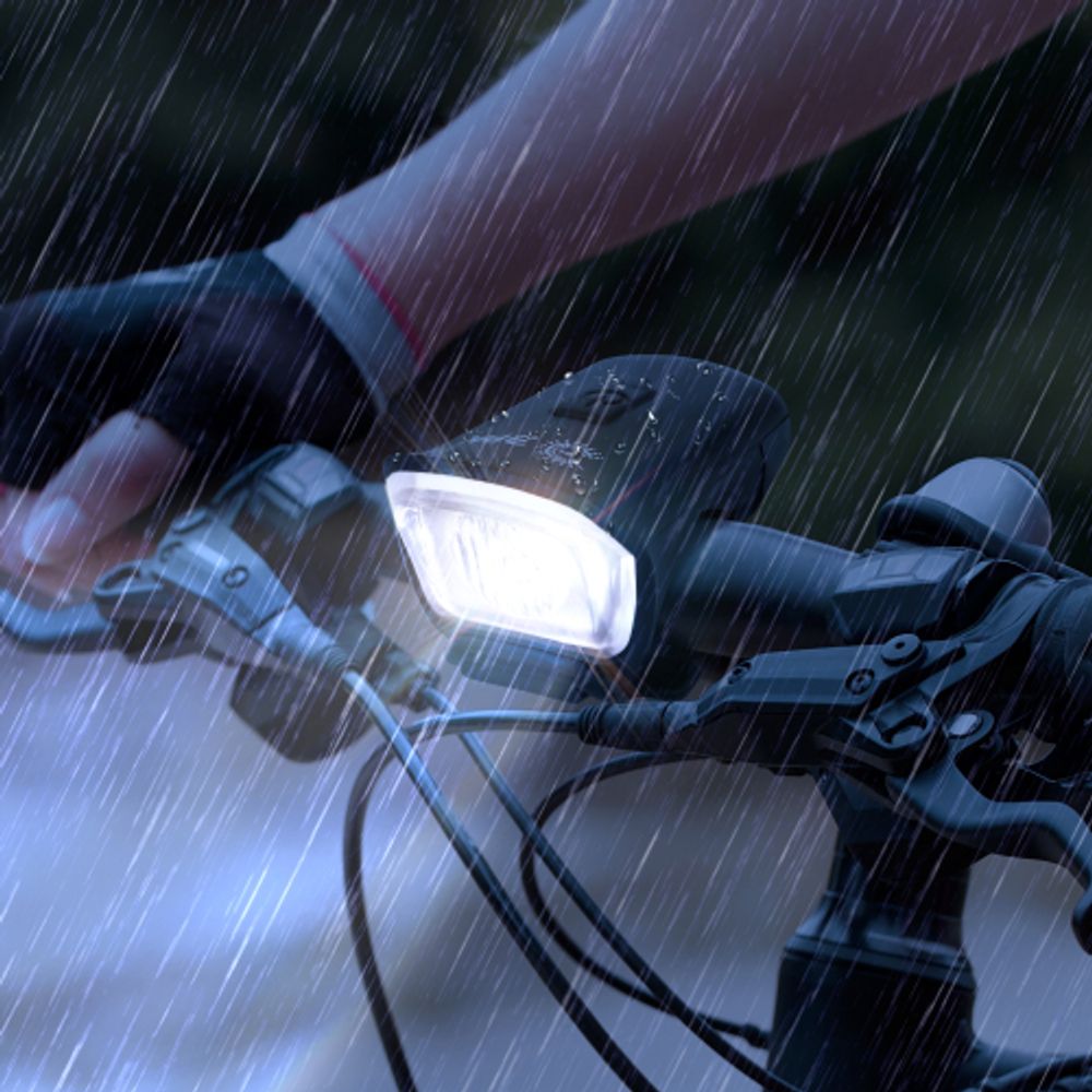 Велосипедный фонарь светодиодный ЭРА VA-701 6 Вт, SMD, аккумуляторный, передний, micro USB, черный | Велосипедные  фонари