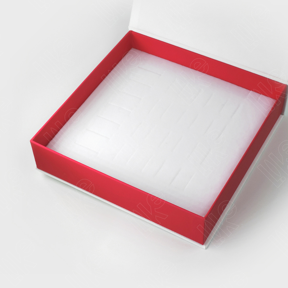 Футляр с ложементом большой формат