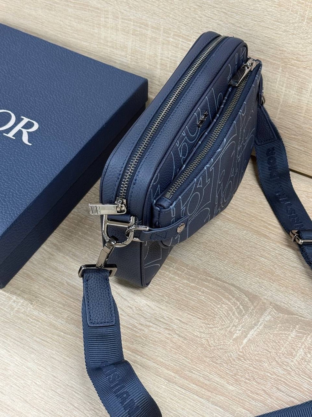 Сумка через плечо Christian Dior Saddle