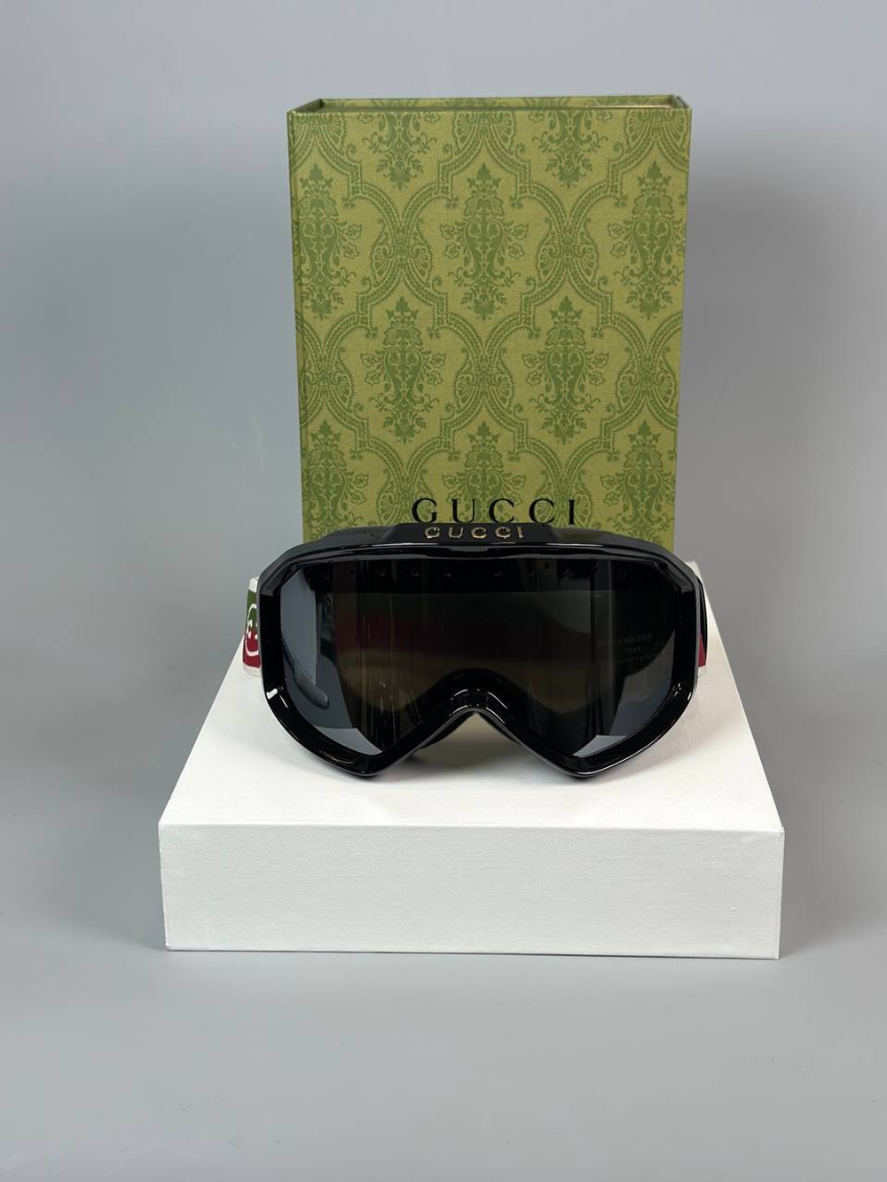 Горнолыжная маска Gucci