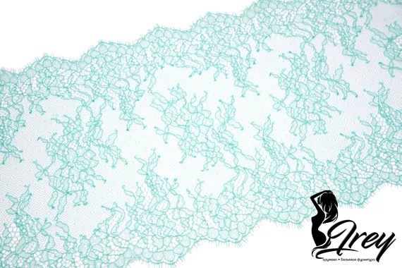 01-11 Кружево шантильи 23 см, ментол