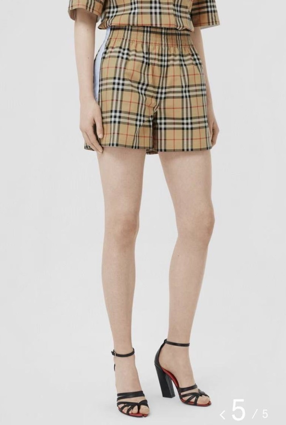 Шорты Burberry
