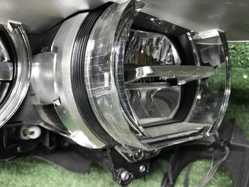 Битая Фара правая BMW X5 F15 (15-18) Adaptive LED