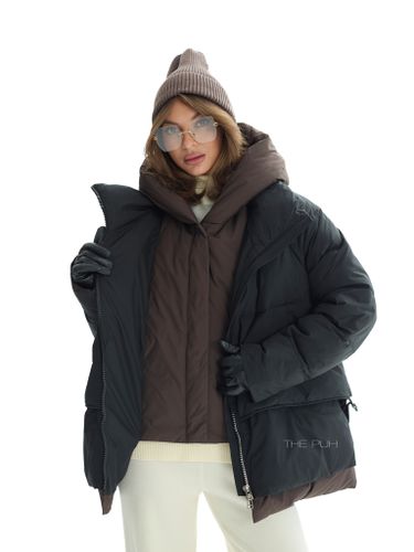 Куртка с контрастной отделкой в черном цвете