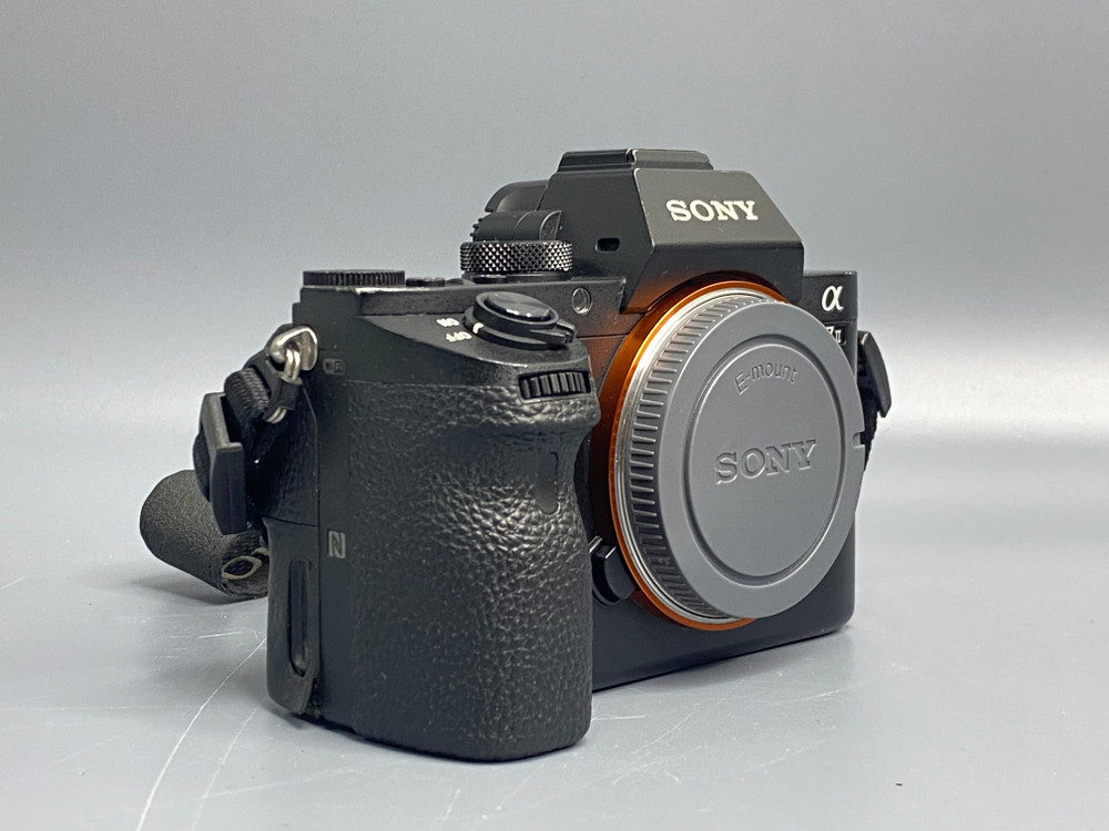 Sony A7 II Отходит шлейф экрана 192000 кадров