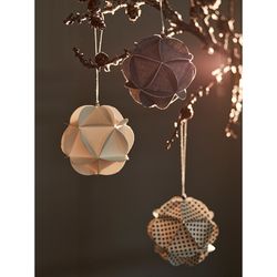 Набор елочных украшений из бумаги Fashion moments из коллекции New Year Essential, 3 шт.