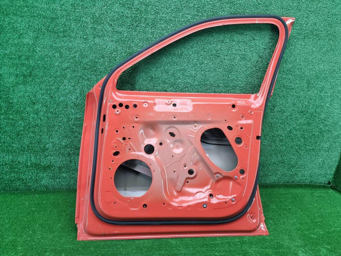 Дверь передняя правая Porsche Cayenne 3 (17-нв)