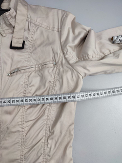 Ветровка Ostin светлая 44 размер