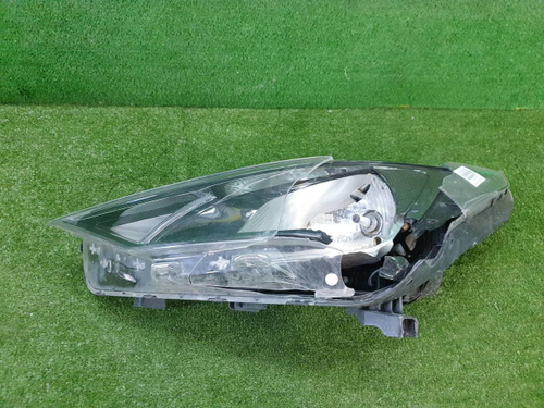 Битая Фара левая Hyundai Solaris 2 (2020-н.в.) галоген