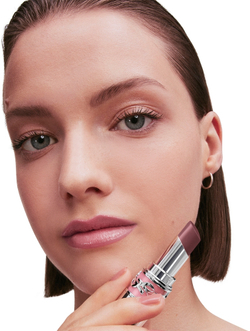 Yves Saint Laurent Loveshine Lipstick - Увлажняющая глянцевая помада, 3,2 g