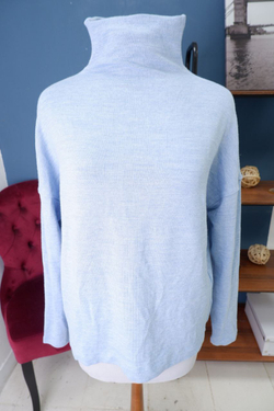 Джемпер Elis голубого цвета 50 размер