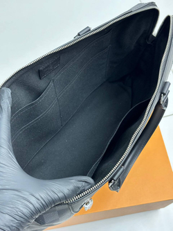 Портфель Louis Vuitton