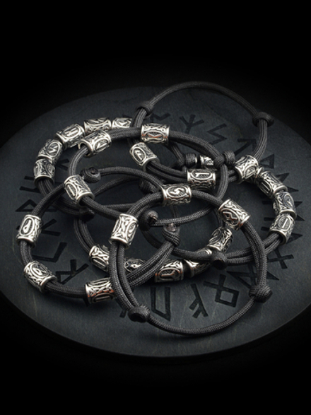 Браслет с рунами безразмерный