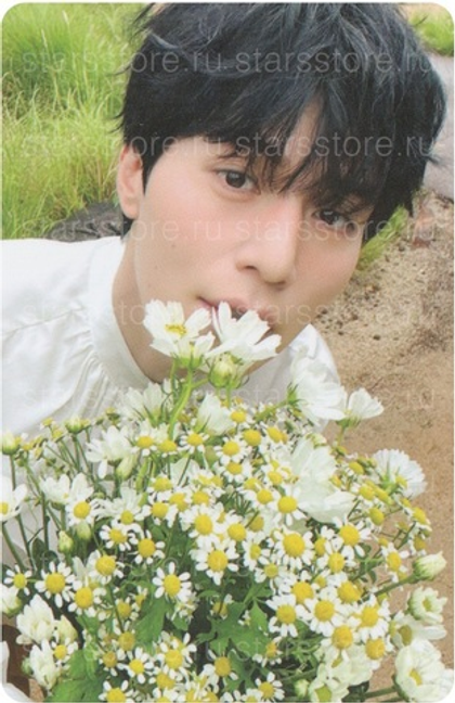 Фотокарта LEE DONG WOOK - 2025 SEASON'S GREETINGS [Fariy Tale Dream] (SOUNDWAVE)