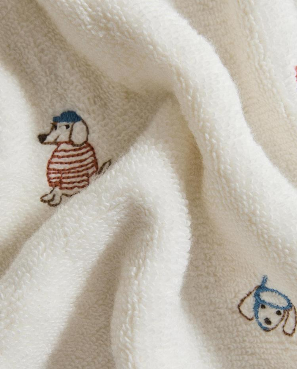 ZARA HOME ДЕТСКОЕ ПОЛОТЕНЦЕ С СОБАЧКАМИ, ЭКРЮ