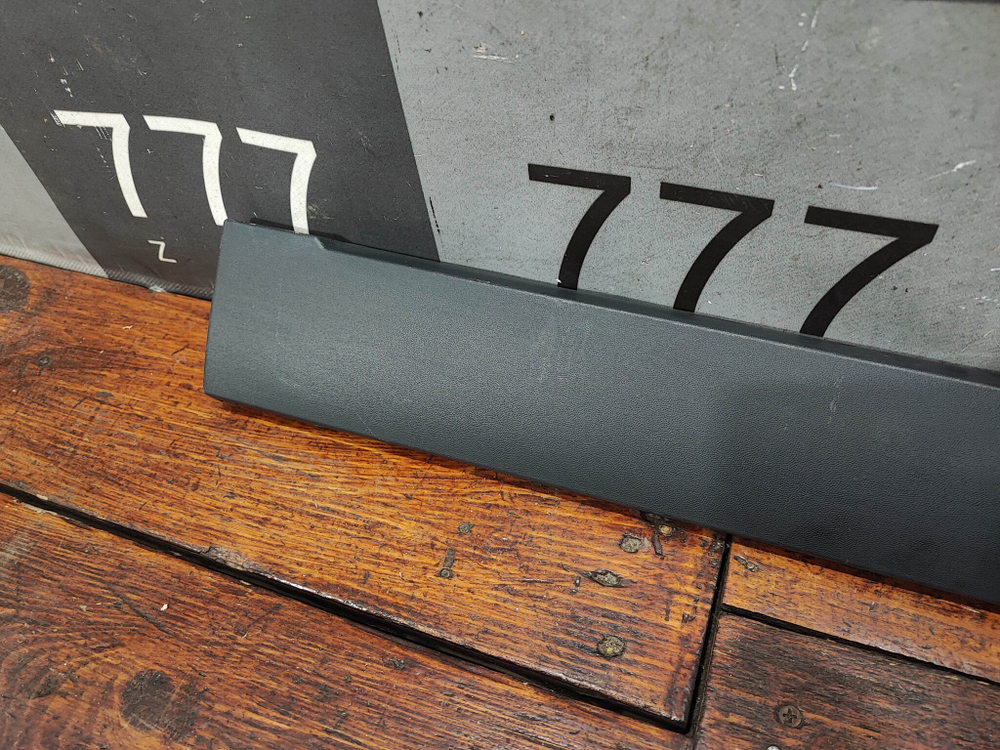 Накладка двери задней правой Haval Jolion 24-нв Б/У Оригинал 5006118XST01A