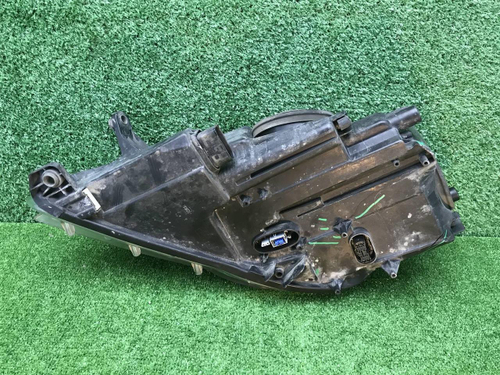 Фара правая VW Tiguan 1 (2007-2011) ксенон